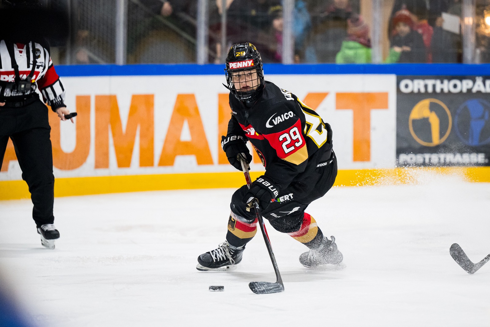 Nationalspielerin Nina Christof